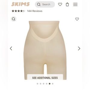 NWT SKIMS Barely There Low Back Short (M)